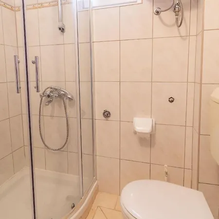 Ferienwohnung Fuer 5 Personen Ca 68 Qm In Privlaka, Dalmatien Norddalmatien * Privlaka (Zadar)